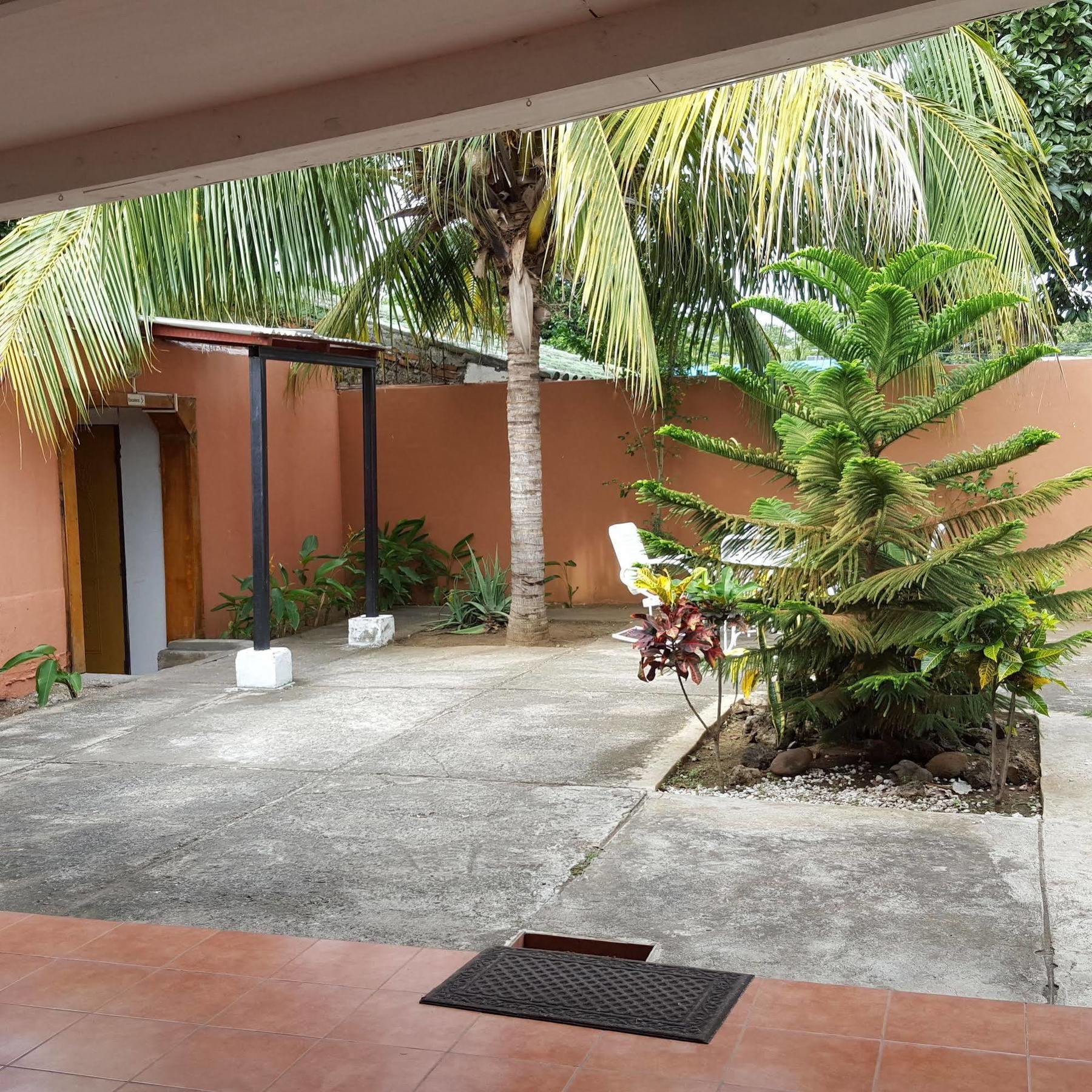 Managua Inn Buitenkant foto
